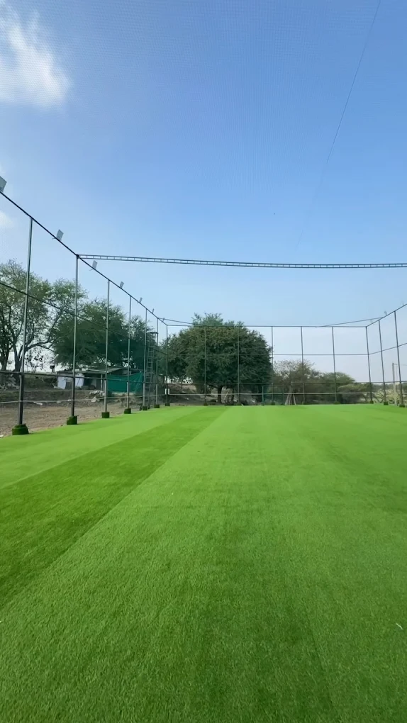 Xtreme Green Turf | Ratlam | TurfBooking